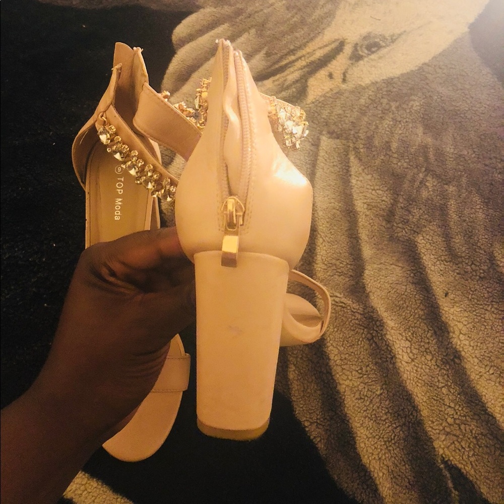 Top moda Nude sandal heels